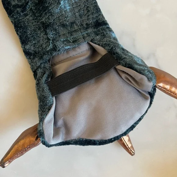 FAO Schwarz Dragon costume 5T - Picture 8 of 14